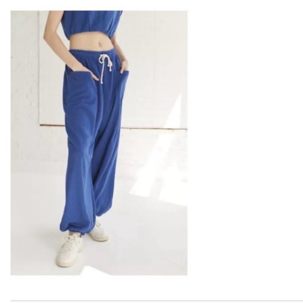 NWOT Urban Outfitters blue oversized pant, size S